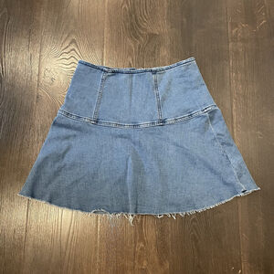 Free People Highlands denim mini skirt women’s Size 4 Jean READ